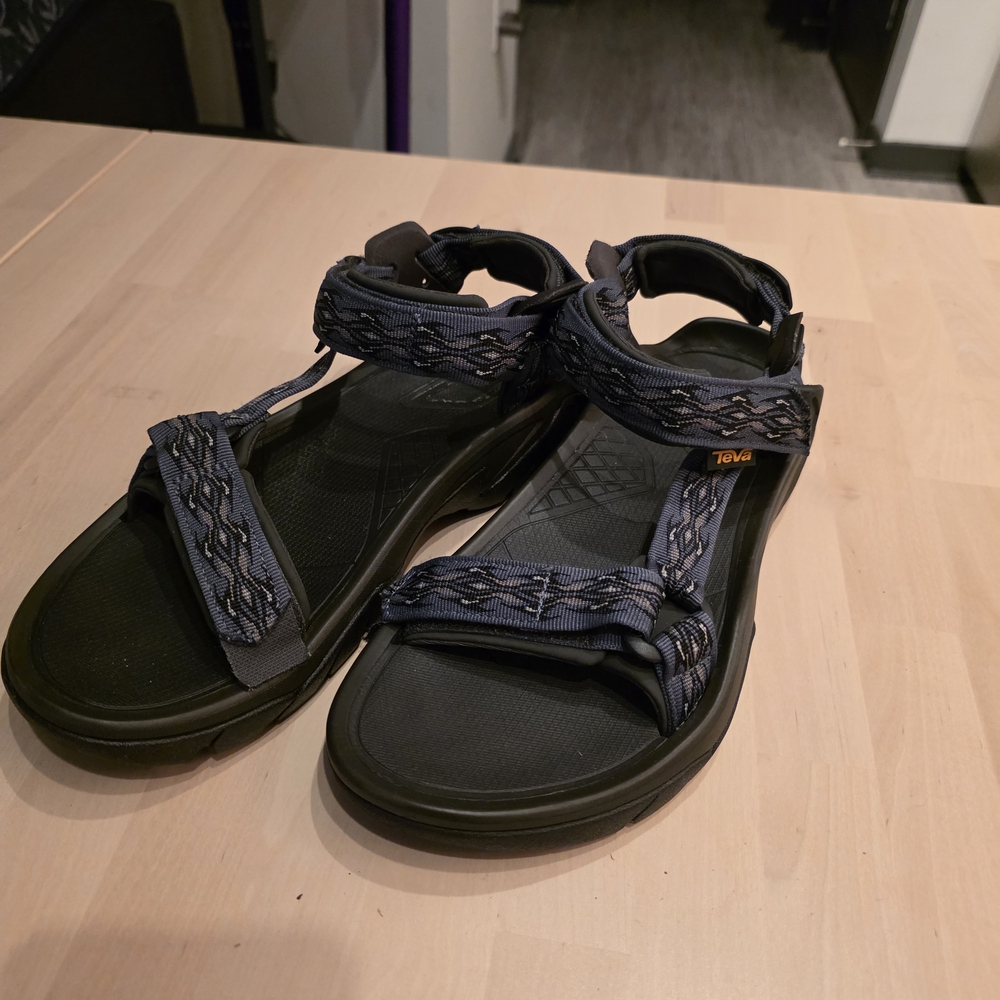 Teva Men's Terra Fi 5 Universal Hiking Sandals